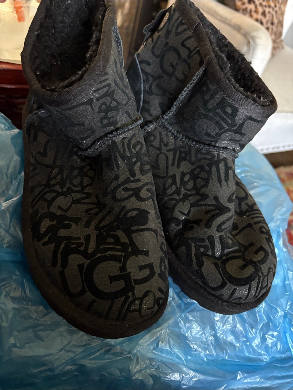 UGG ladies boots 6